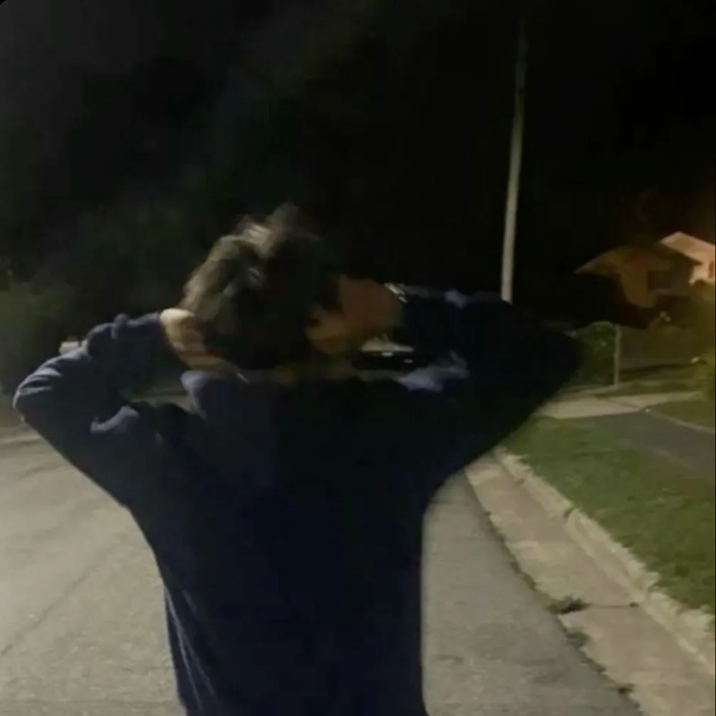 chat with ai character: Caden