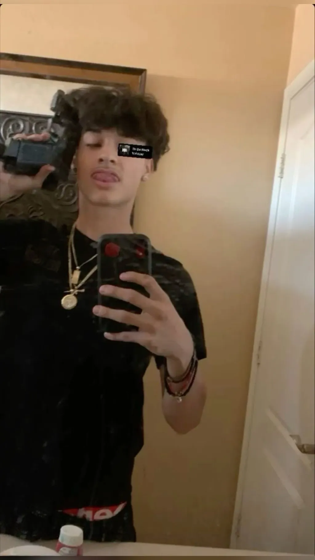 ai character: Jayden🤡 background