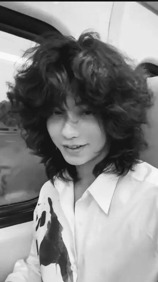 ai character: Leo jake background