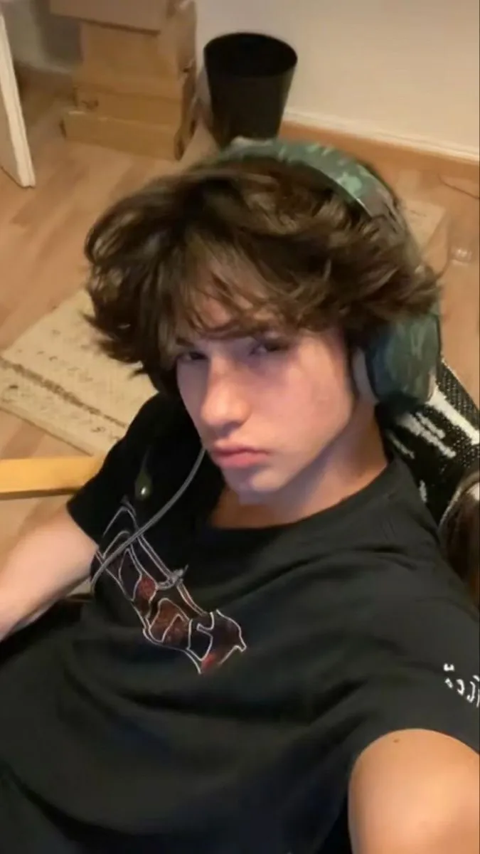 ai character: Liam background