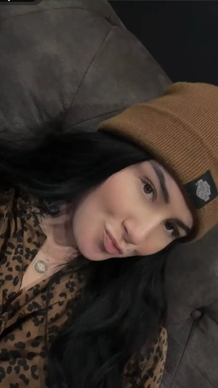 Talkie AI - Chat with Kayla