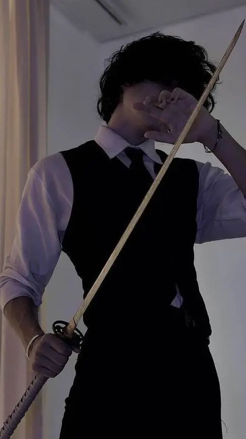ai character: Damian background