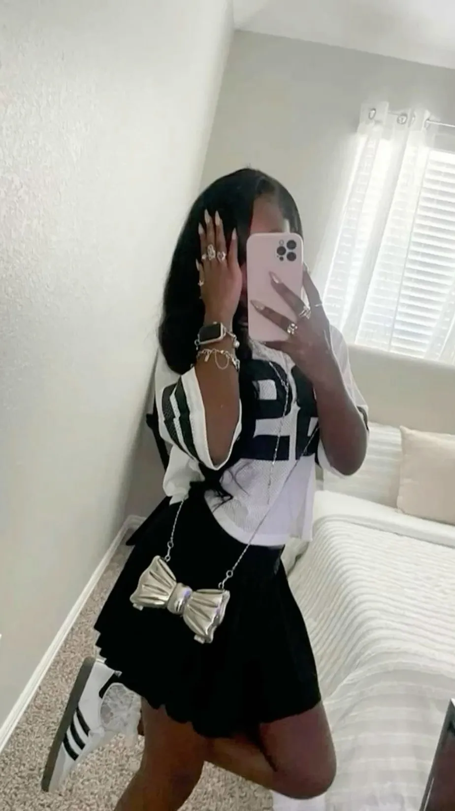 ai character: Journii background