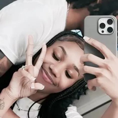 chat with ai character: Sariyah