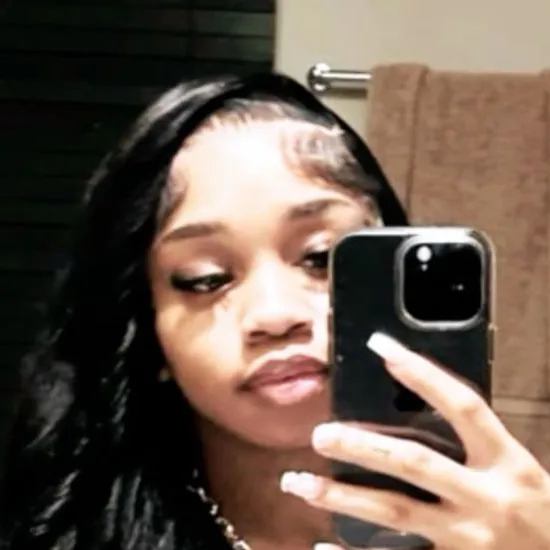 chat with ai character: Magic