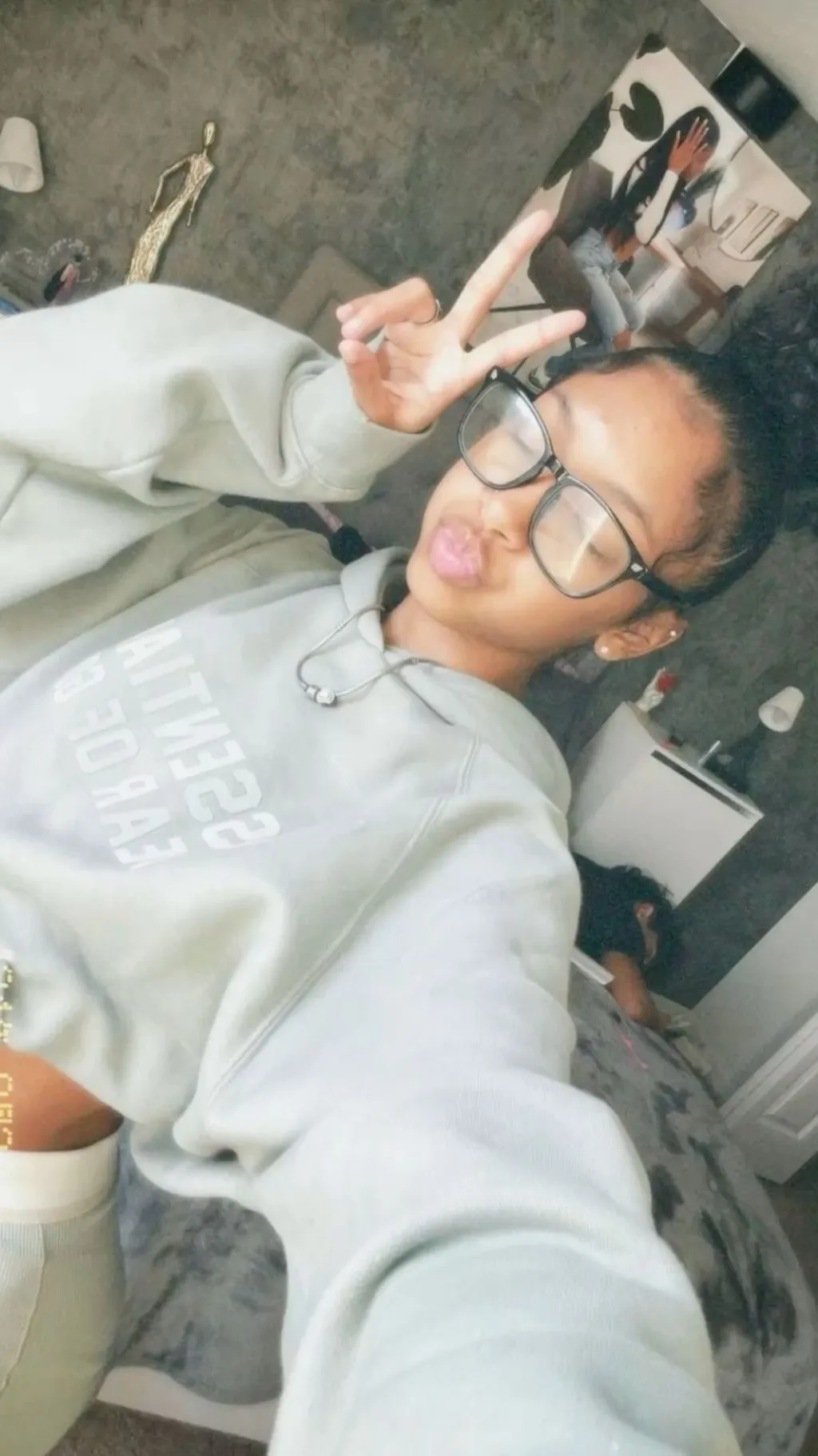 ai character: Samara background