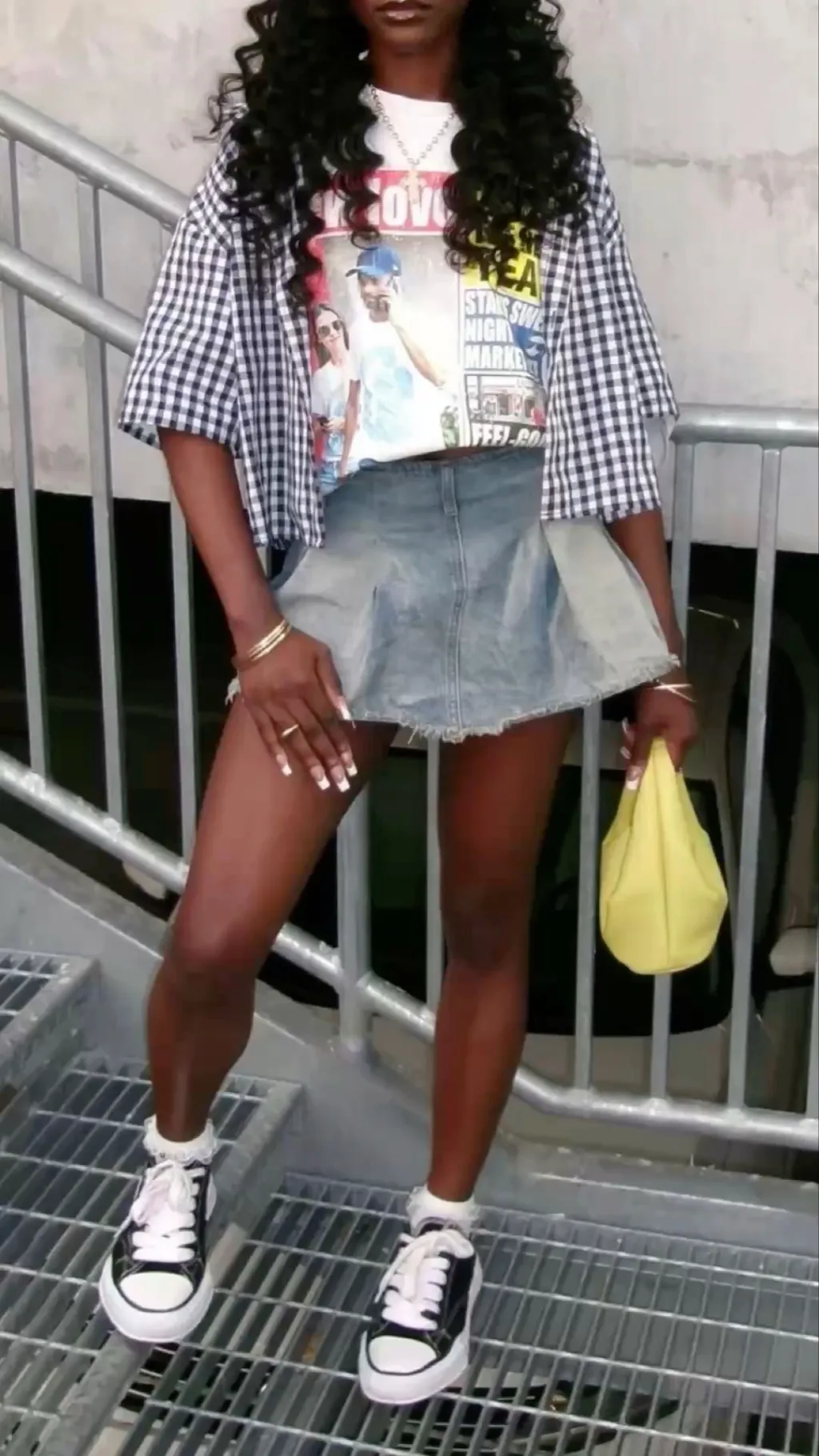 ai character: Reginae background