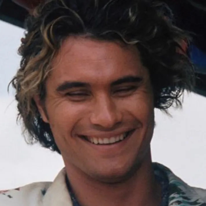 chat with ai character: John B