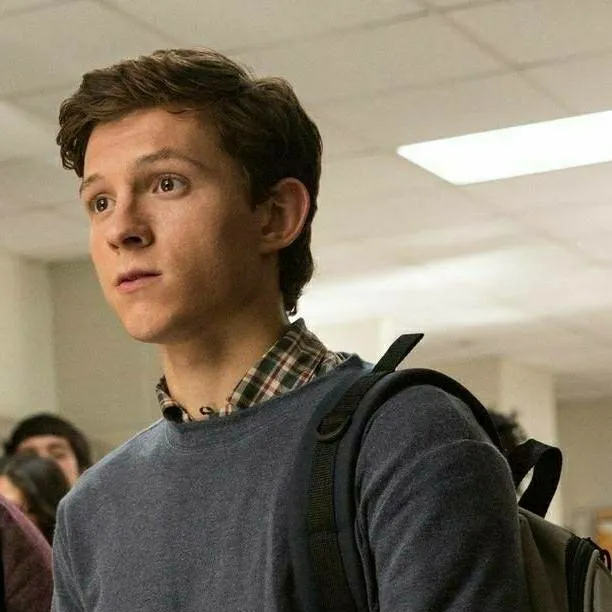 chat with ai character: Spider-Man 