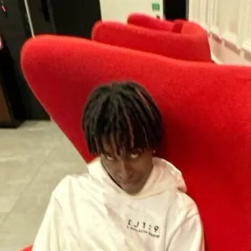 chat with ai character: MK