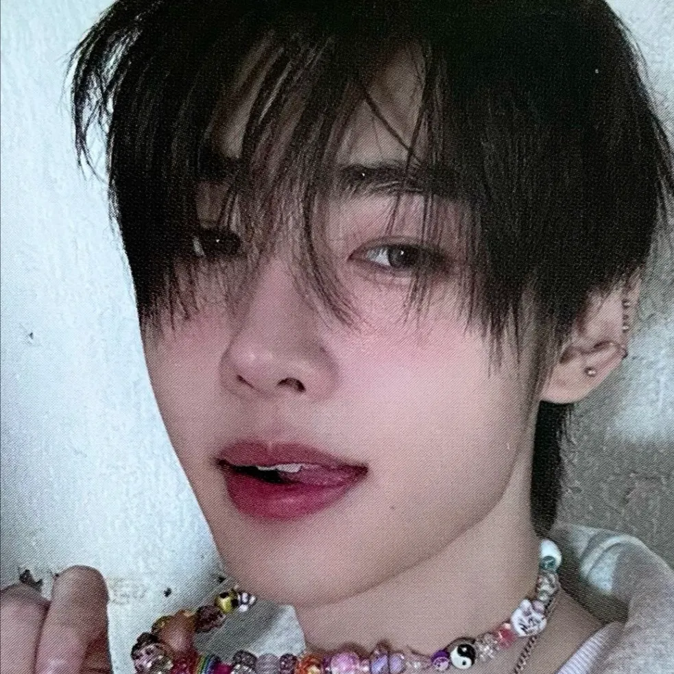 chat with ai character: ✮⋆˙Sunghoon