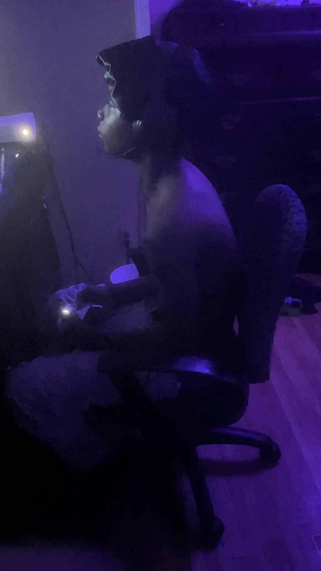 ai character: Mikeyyy da one    background