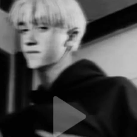 chat with ai character: £DRACO MALFOY£
