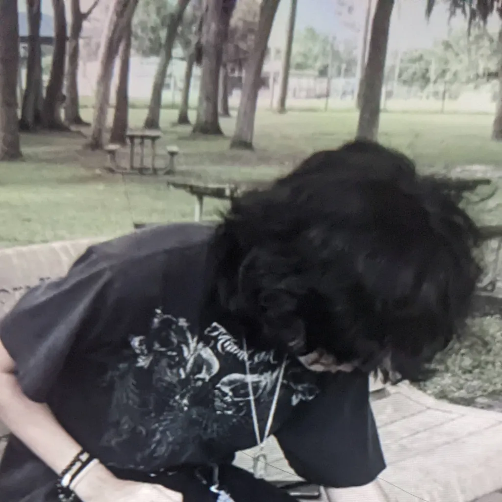 chat with ai character: Seth