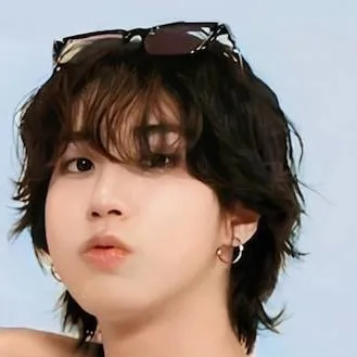 chat with ai character: Han Jisung