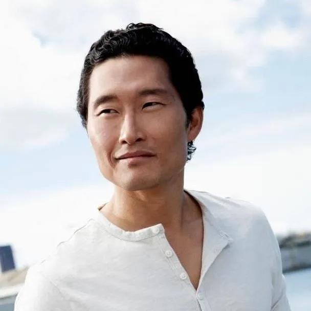 chat with ai character: Chin Ho Kelly