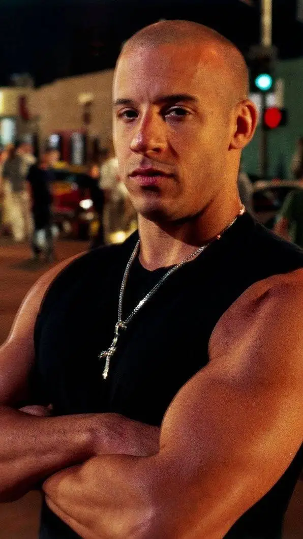 ai character: Dominic Toretto background