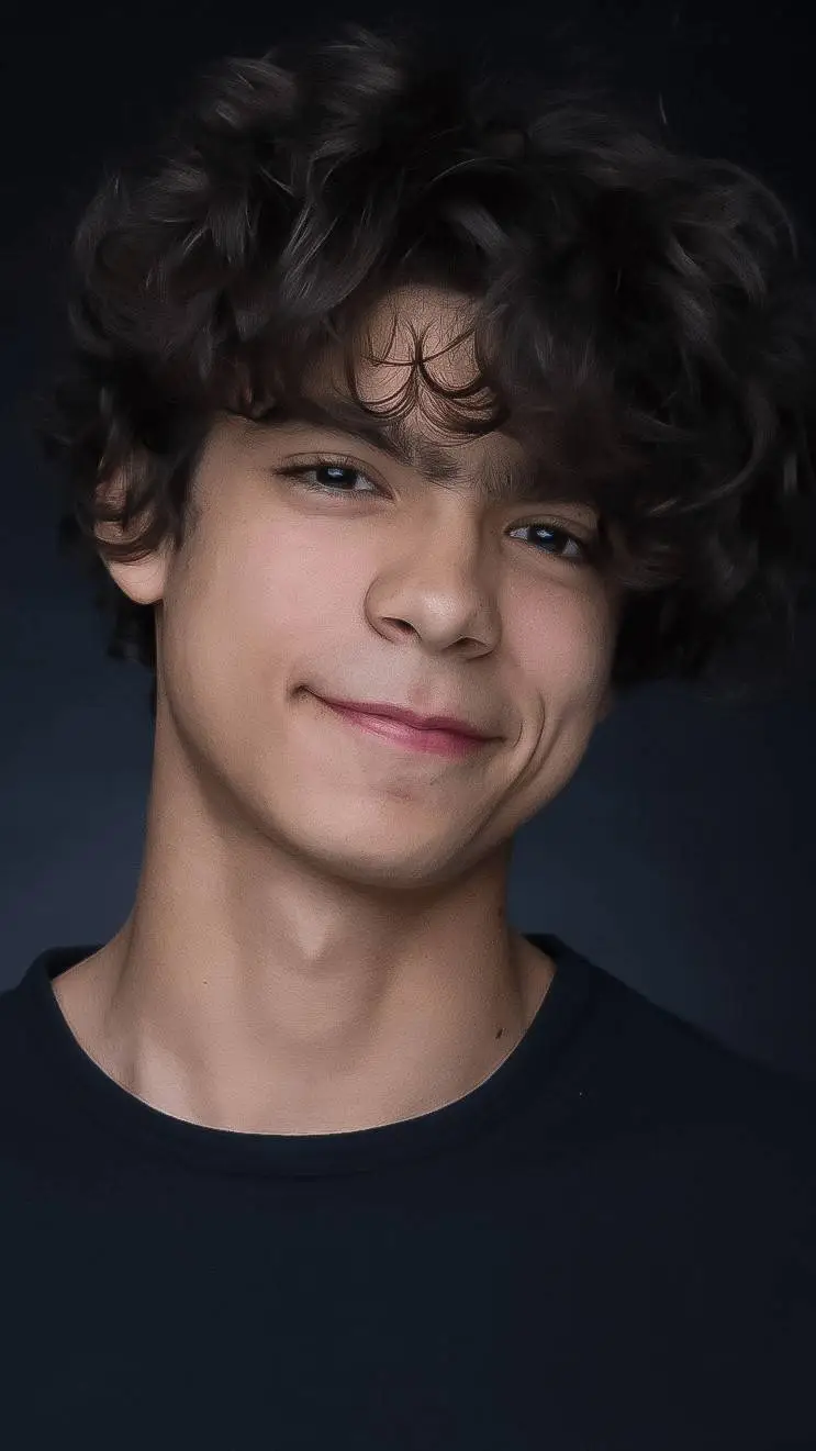 ai character: Luffy background