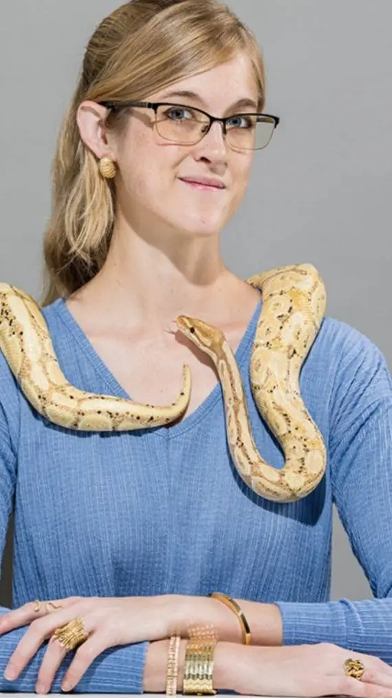 ai character: Snake discovery  background