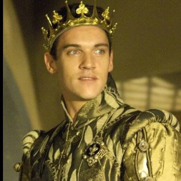 chat with ai character: Lady-in-waiting 