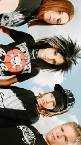ai character: Tokio Hotel  background