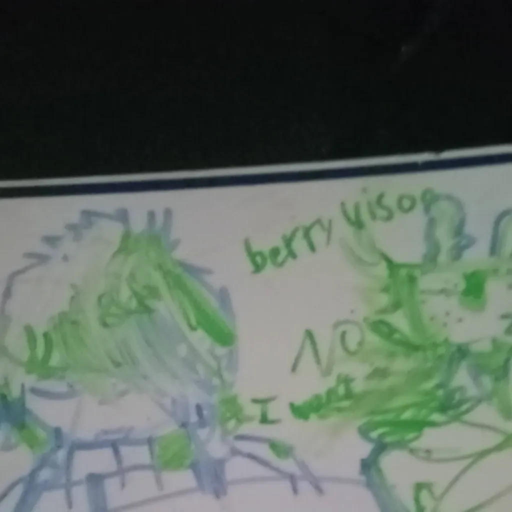 chat with ai character: Berryvison