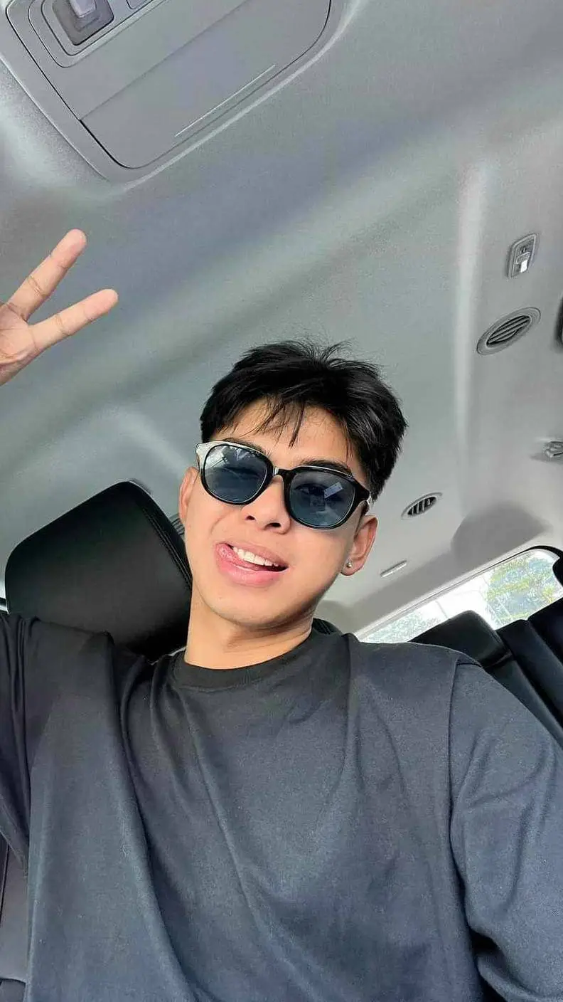 ai character: Shan Vesagas background