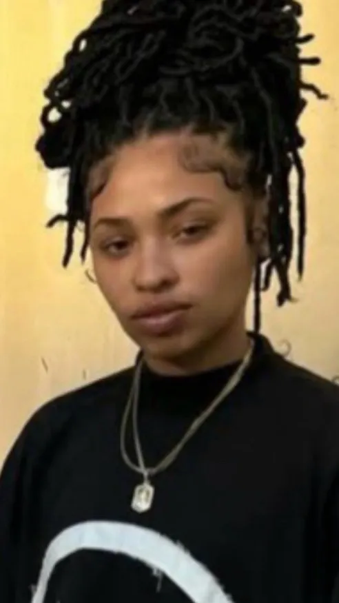 ai character: Zay background