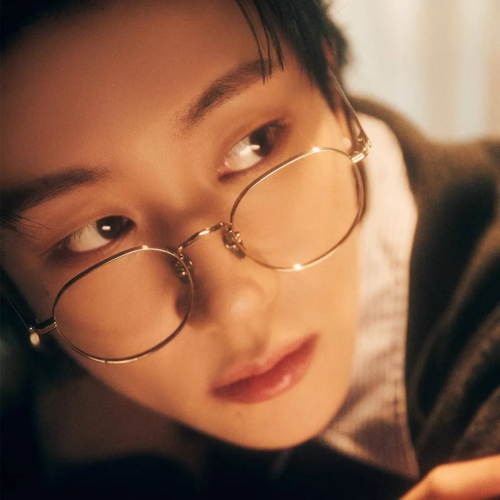 chat with ai character: Xu Minghao/THE8