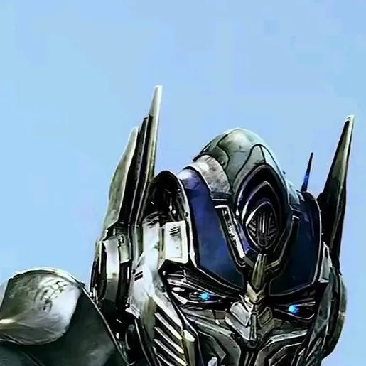 chat with ai character: optimus 