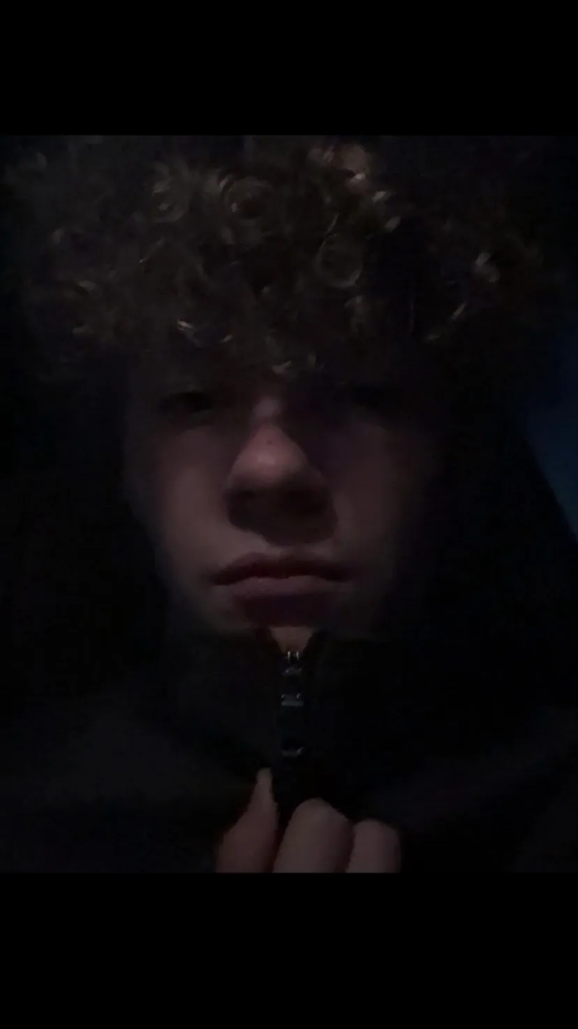 ai character: Elijah  background