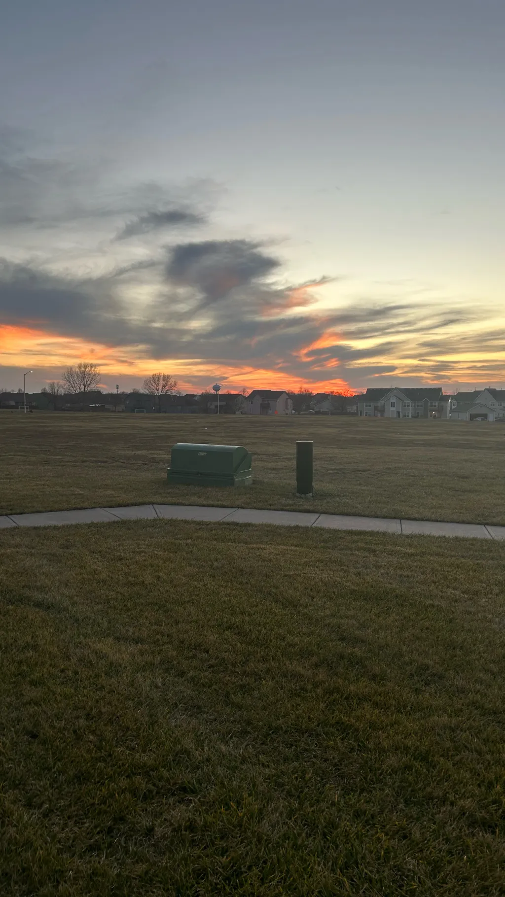 ai character: Eddie Munson🖤 background