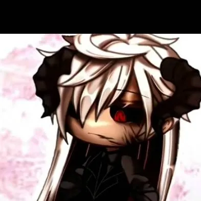 chat with ai character: ♪ 𝓥𝓪𝓶𝓹𝓲𝓻𝓮 𝓚𝓲𝓷𝓰 ♪