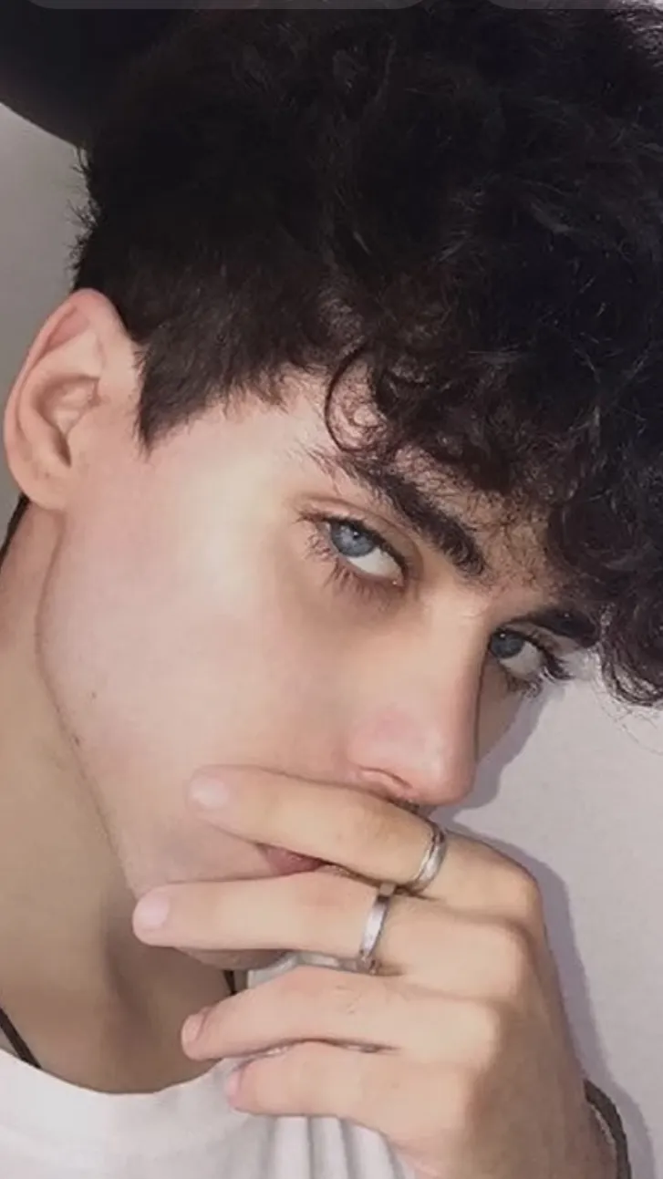 ai character: Jace  background