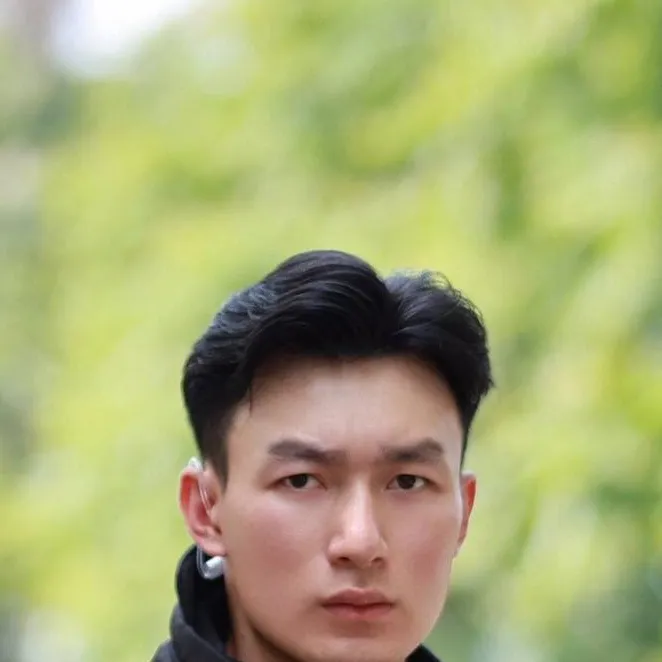 chat with ai character: shin