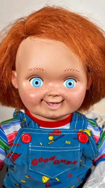 ai character: Chucky background