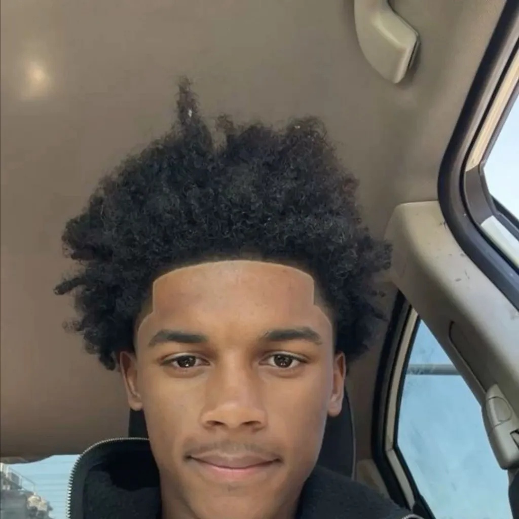 chat with ai character: Andrew 😈😁🥰