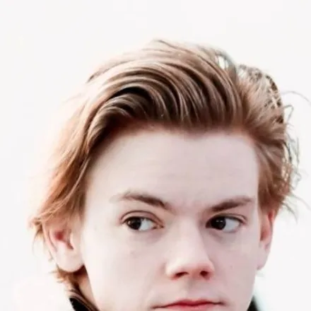 chat with ai character: newt