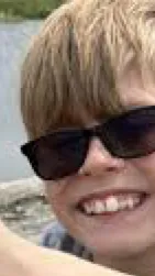 ai character: Sammy Teusch  background