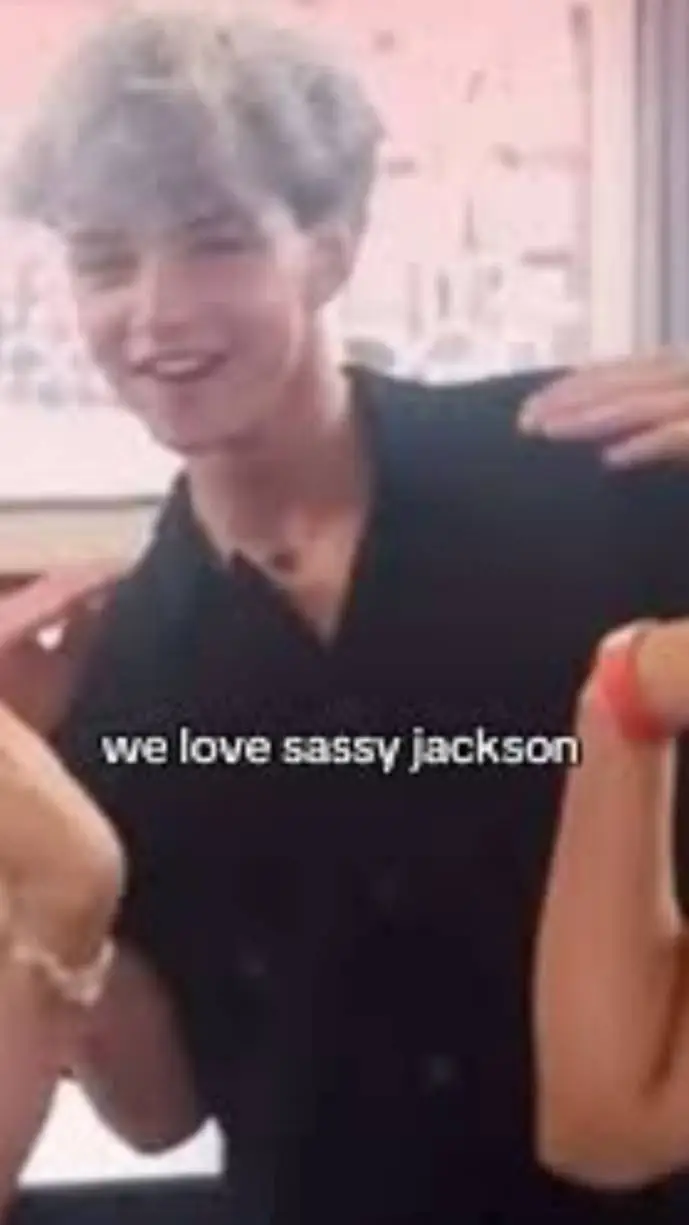 ai character: sassy jackson background