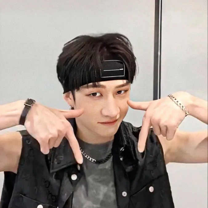 chat with ai character: Bangchan