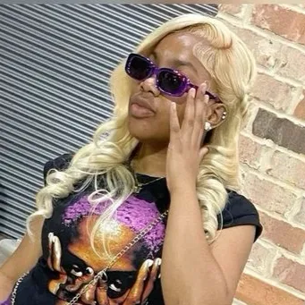 chat with ai character: Kenya 