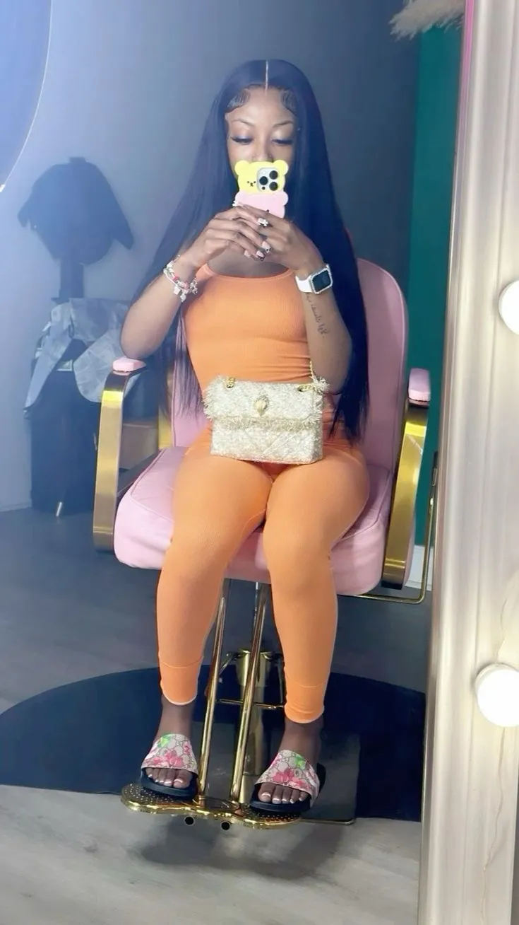 ai character: Nyara background