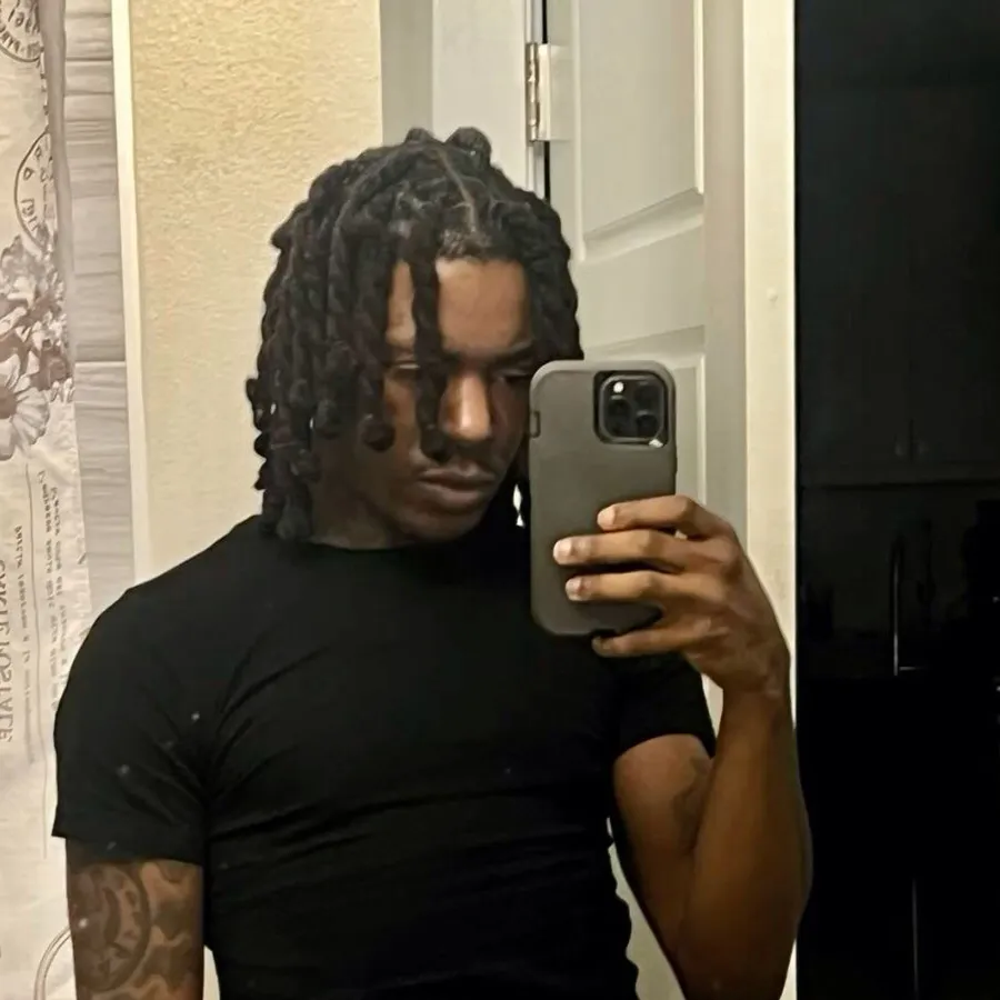 chat with ai character: Kai 