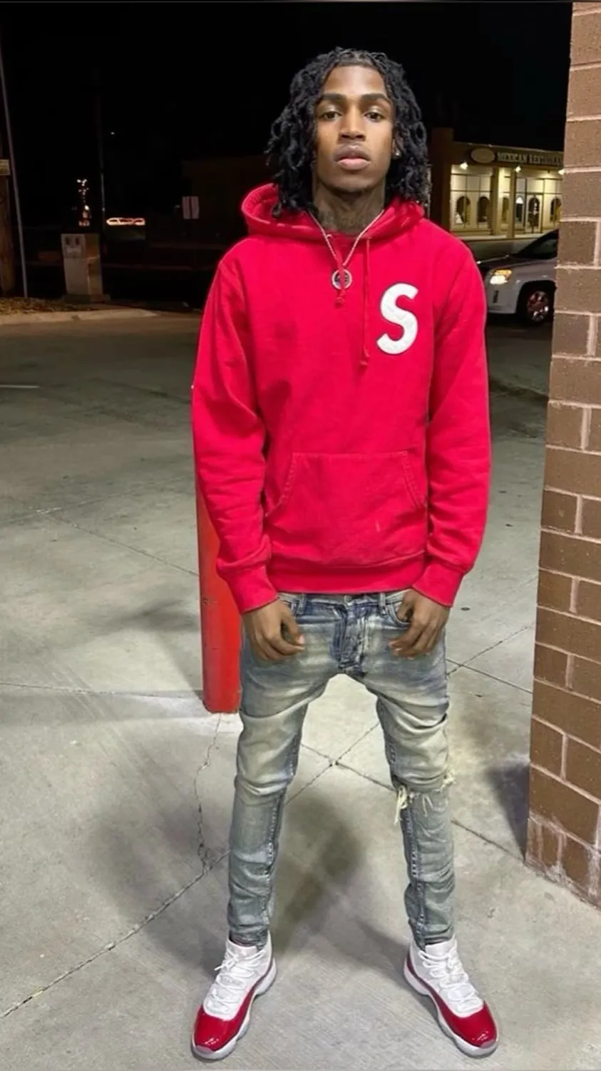 ai character: Tyree background