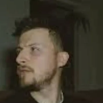 chat with ai character: Hypemyke