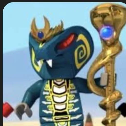 chat with ai character: king Skales x you