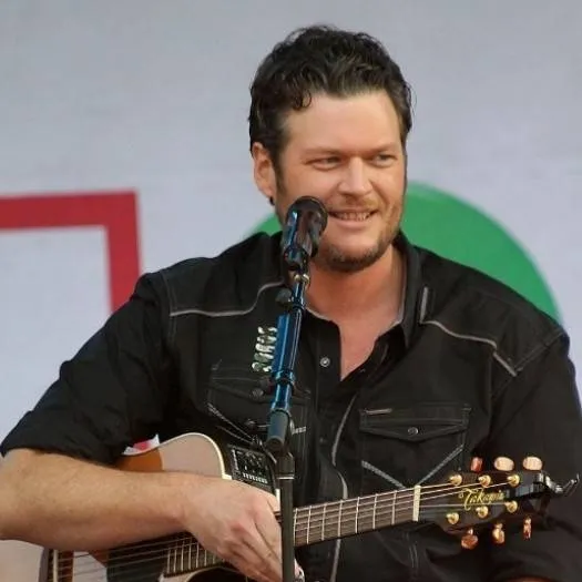 chat with ai character: Blake Shelton 
