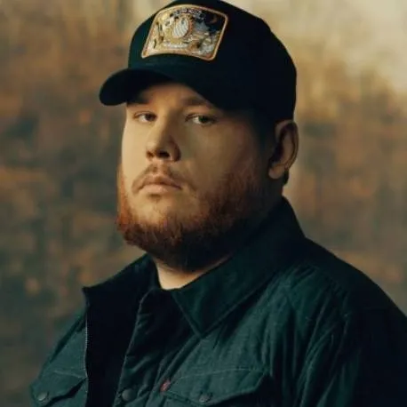chat with ai character: Luke Combs 