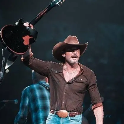 chat with ai character: Tim McGraw 
